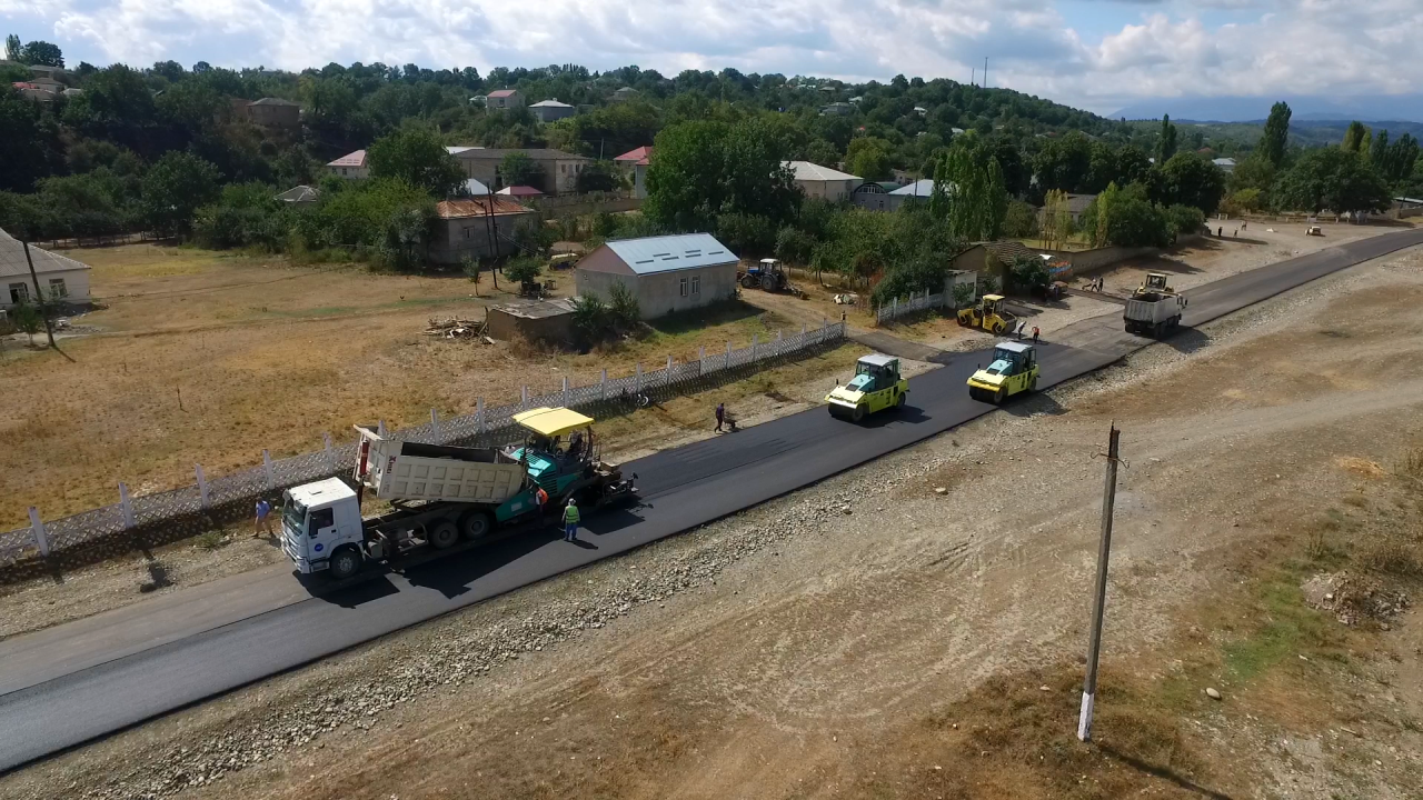 В Азербайджане завершается ремонт крупной региональной автодороги
