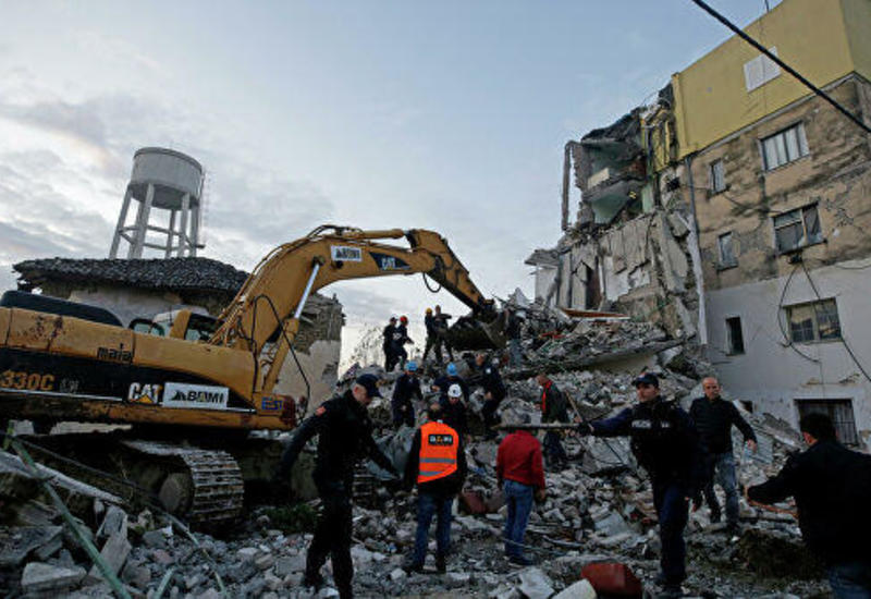 В Албании прекратили поиски выживших после землетрясения