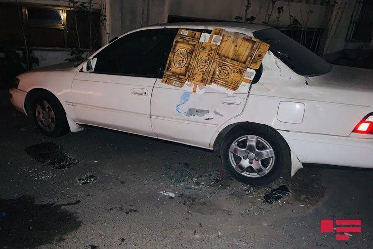 В Баку женщина за рулем врезалась в автомобиль посольства