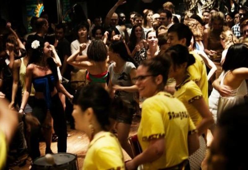 В Бразилии 9 человек погибли на вечеринке из-за давки