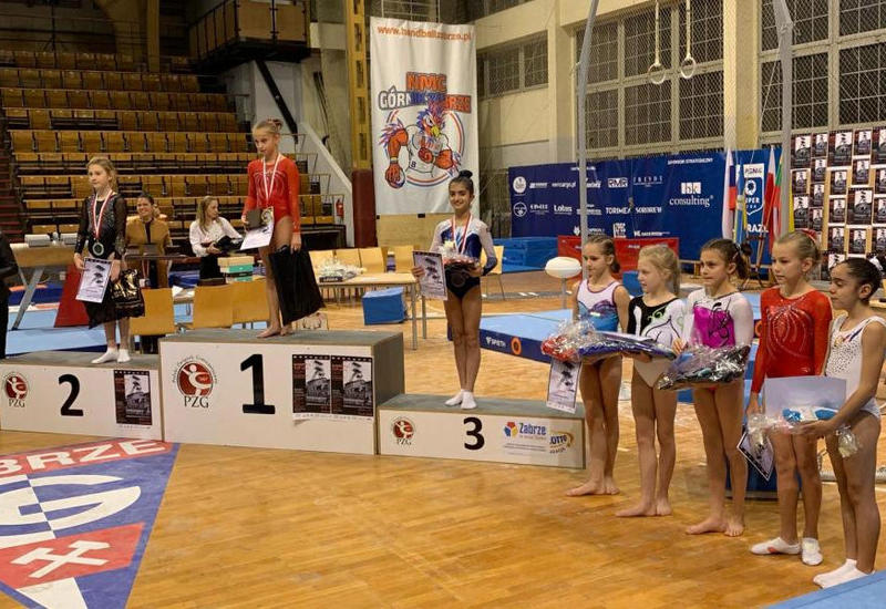 Азербайджанские гимнастки вернулись с медалями из Польши