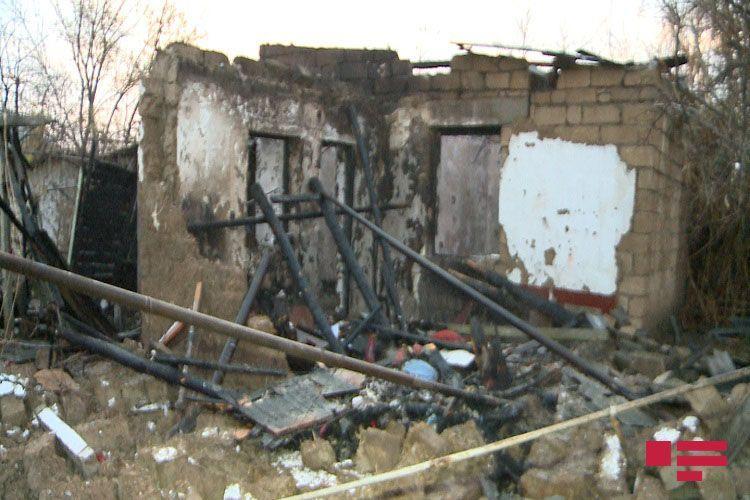 Пожар в частном доме в Агдамском районе, есть пострадавшая