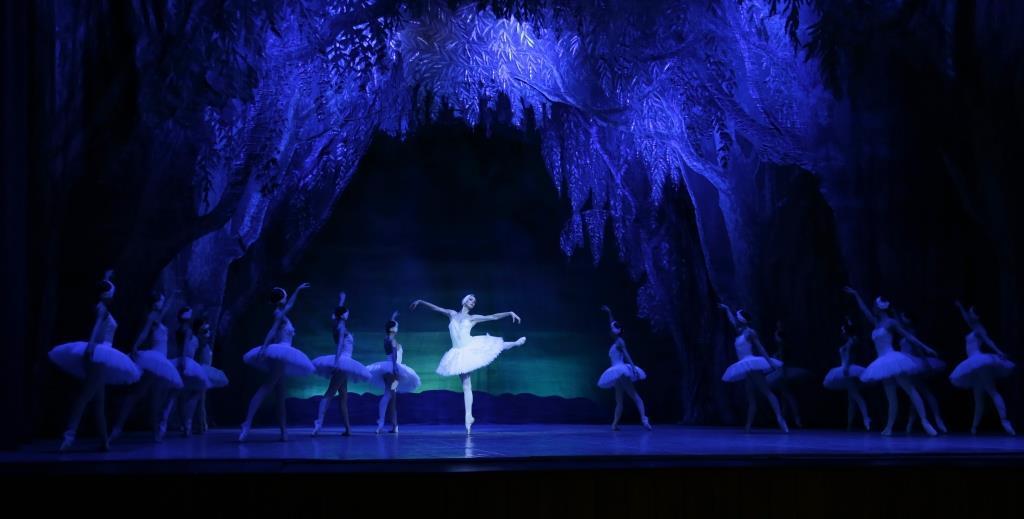 Идеальное «Лебединое озеро» в Театре оперы и балета
