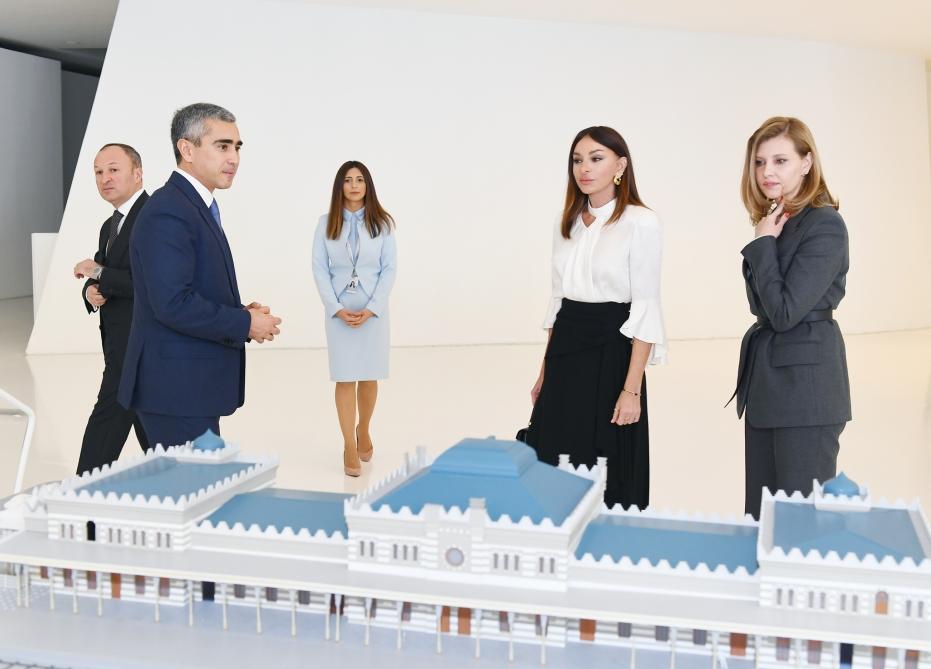 Первый вице-президент Азербайджана Мехрибан Алиева и супруга Президента Украины Елена Зеленская посетили Центр Гейдара Алиева