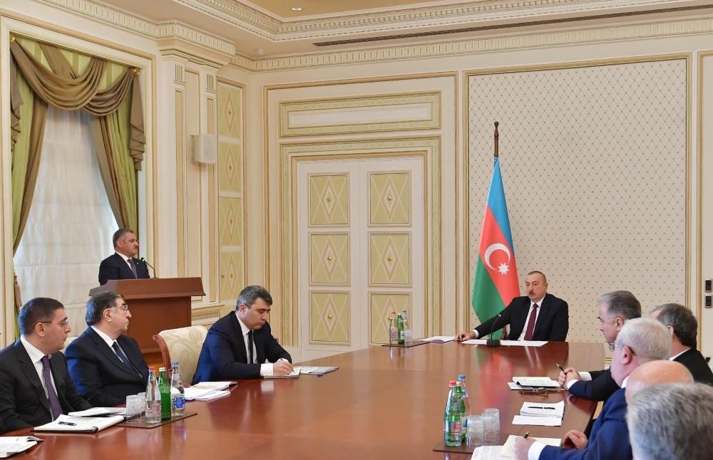 При Президенте Ильхаме Алиеве состоялось совещание, посвященное итогам хлопкового сезона и предстоящим в 2020 году мерам