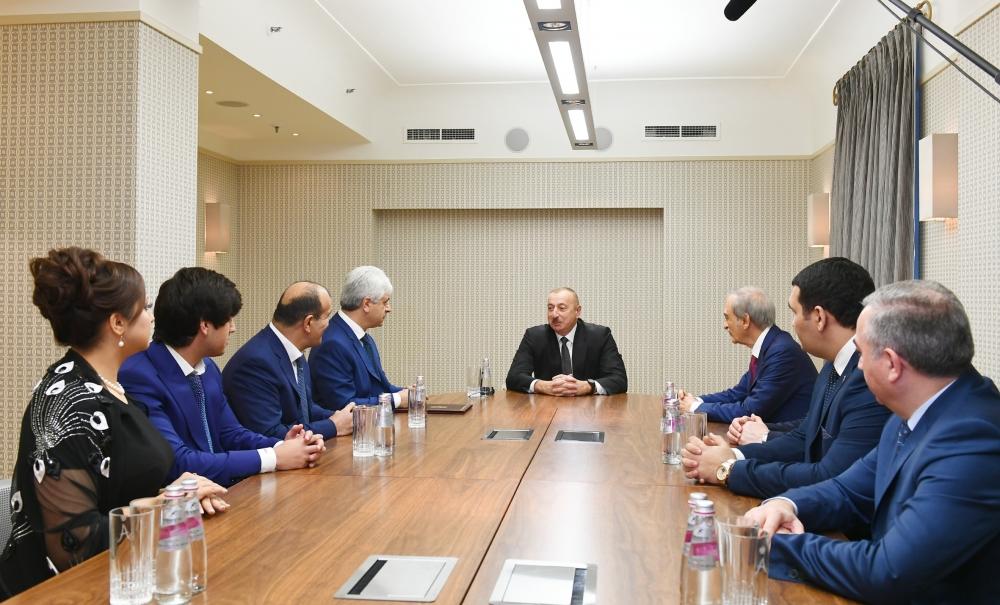 Президент Ильхам Алиев встретился с руководителями азербайджанских диаспорских организаций, осуществляющих деятельность в Санкт-Петербурге