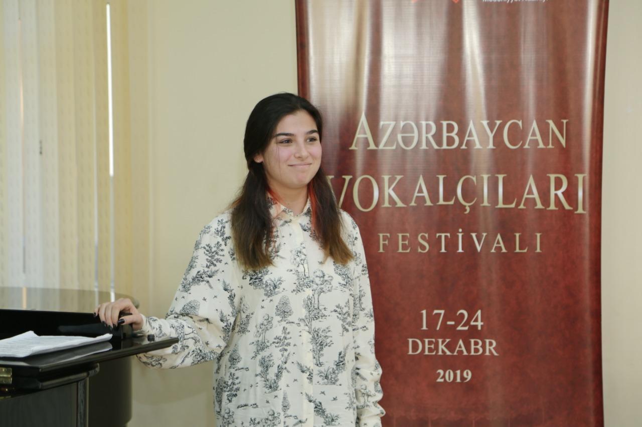 Народная артистка СССР провела мастер-класс для азербайджанской молодежи