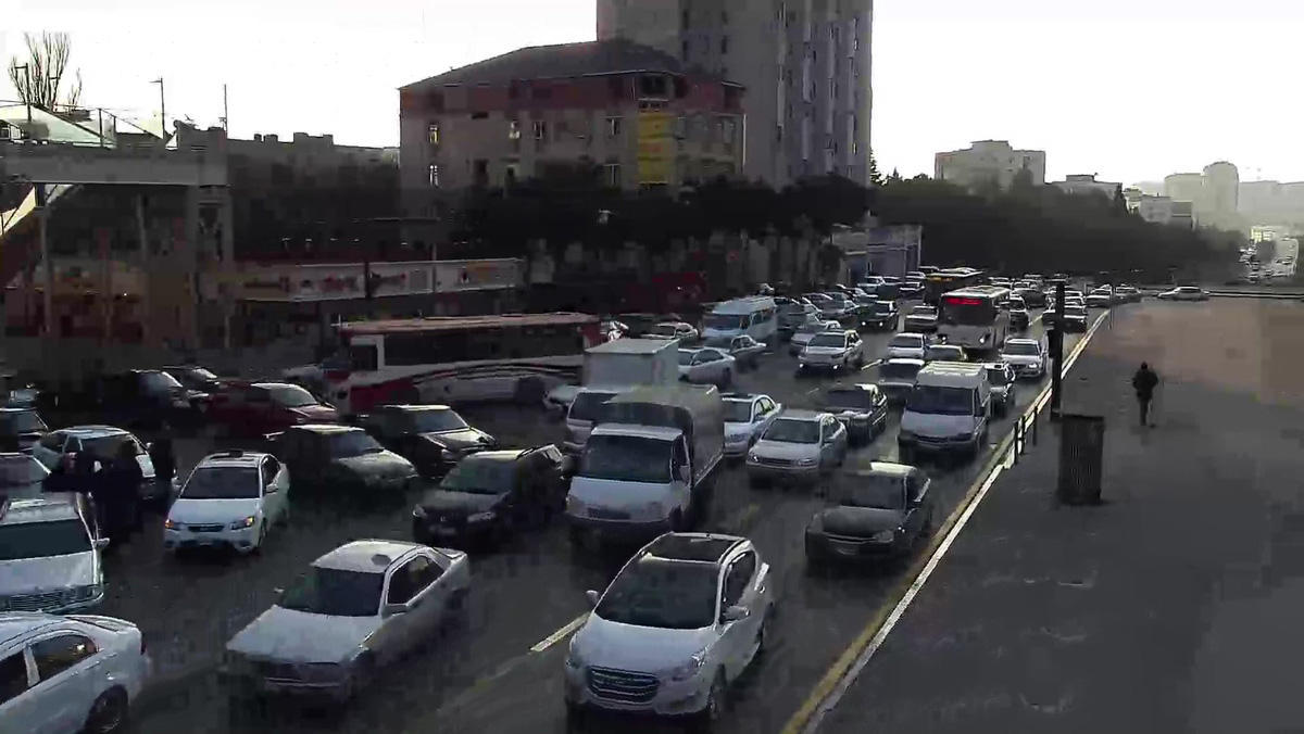 В Баку усиливается борьба с незаконной парковкой