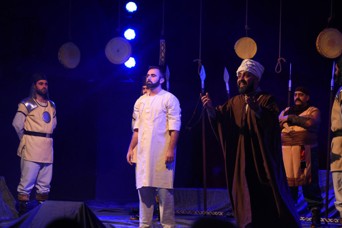 Иреванский театр отправится на гастроли по регионам Азербайджана