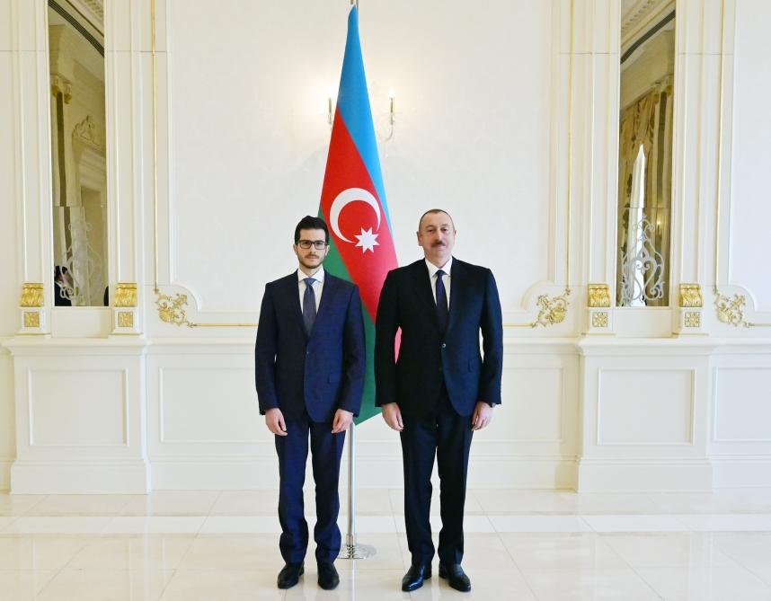 Президент Ильхам Алиев принял верительные грамоты нового посла Израиля