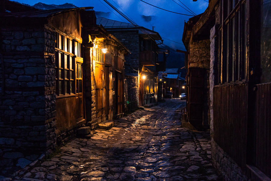 “Dağların daş nağılı” - Lahıc