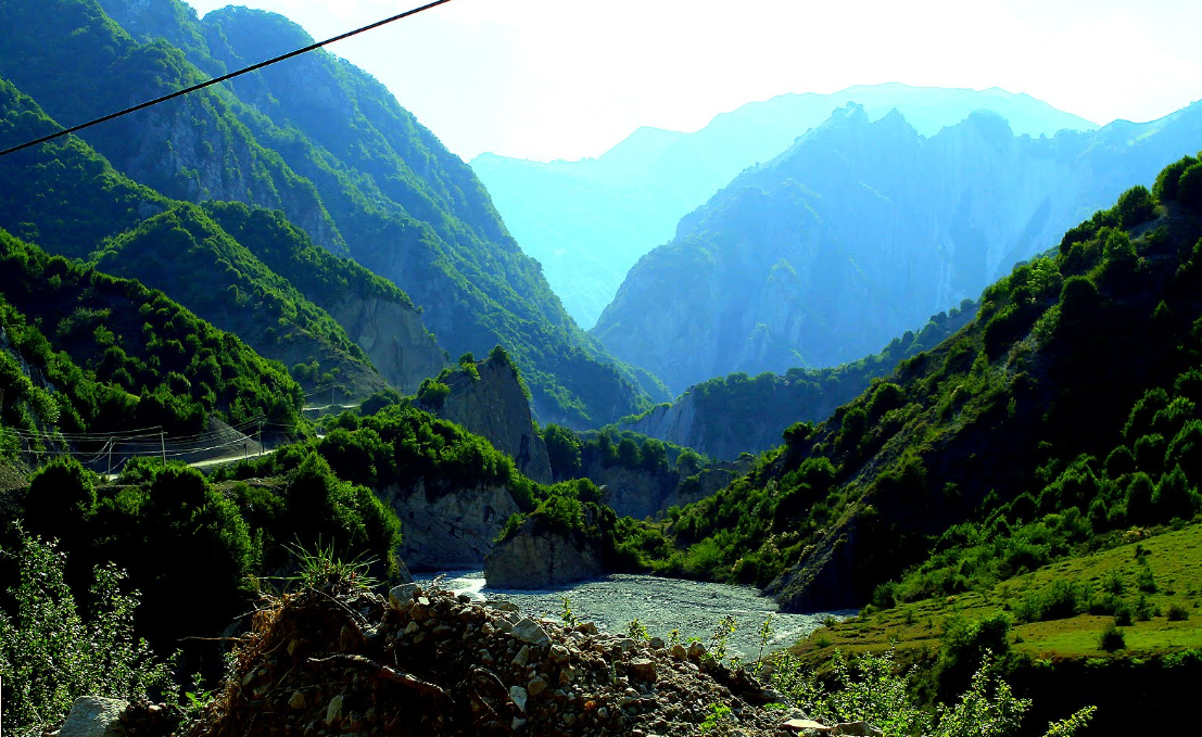 “Dağların daş nağılı” - Lahıc