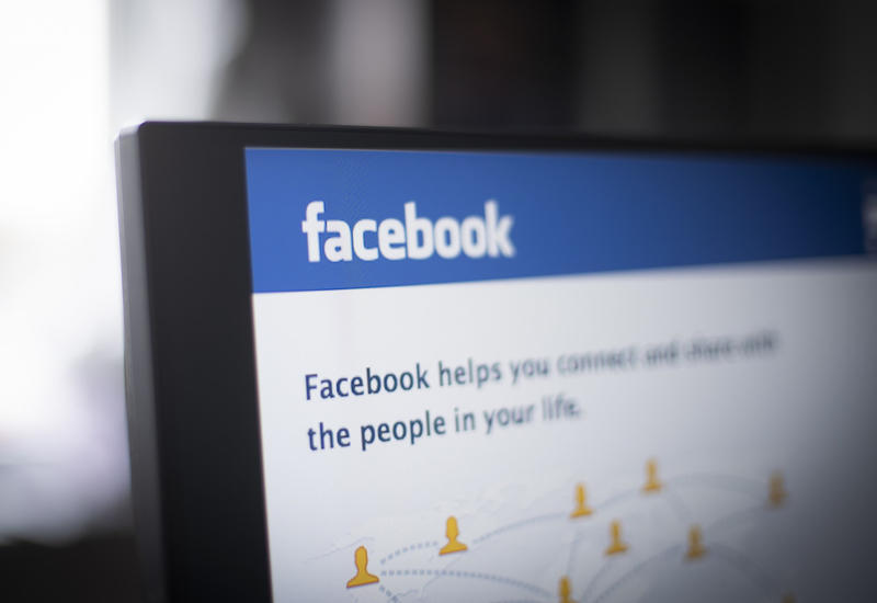 Канада подала в суд на Facebook