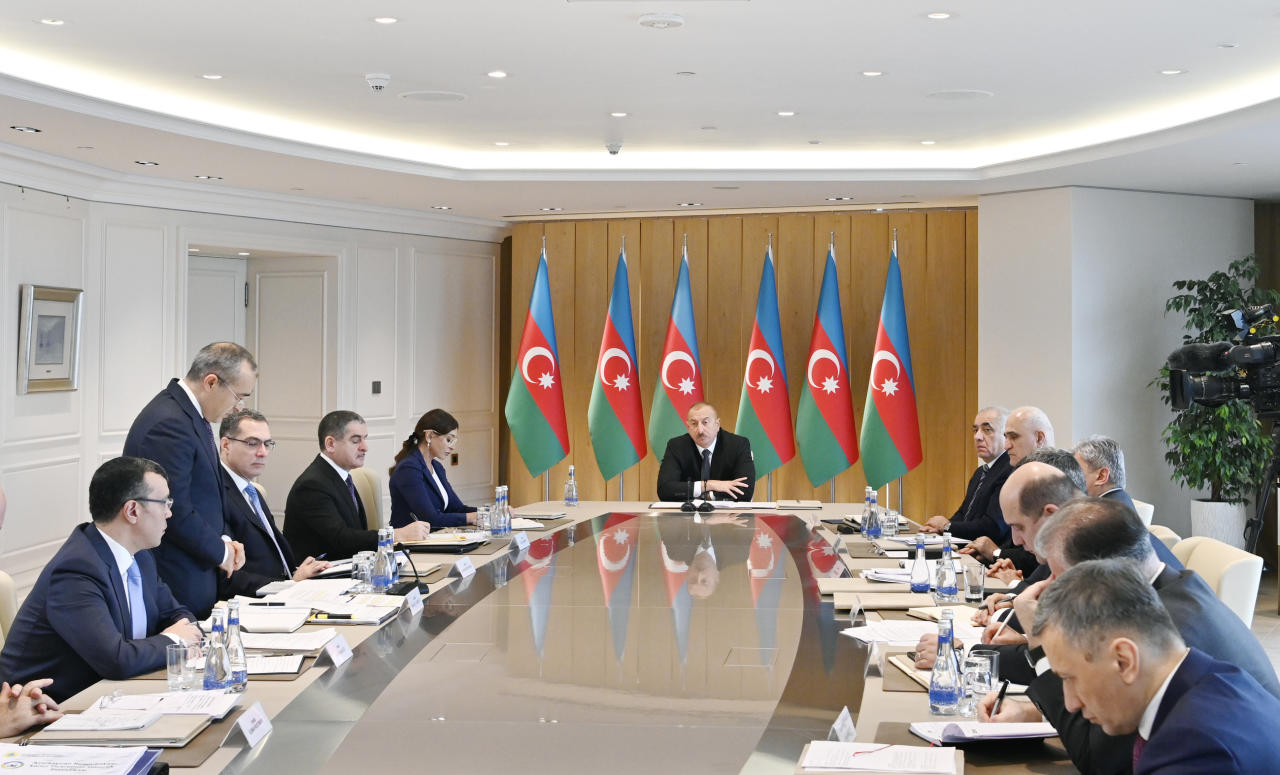 При Президенте Ильхаме Алиеве прошло совещание, посвященное итогам 2019 года