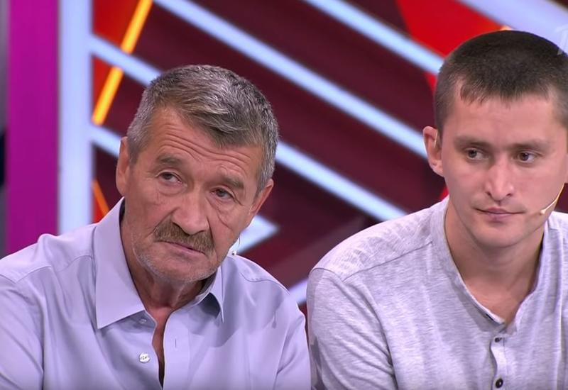 Азербайджанец впервые встретился с сыном в эфире российского Первого канала