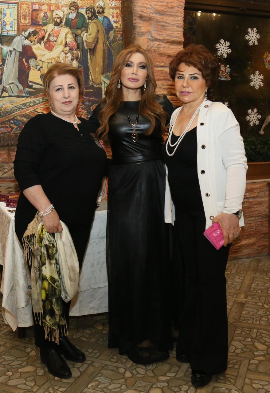 Фахрия Халафова объединила женщин для благотворительного проекта "Дарующие радость"