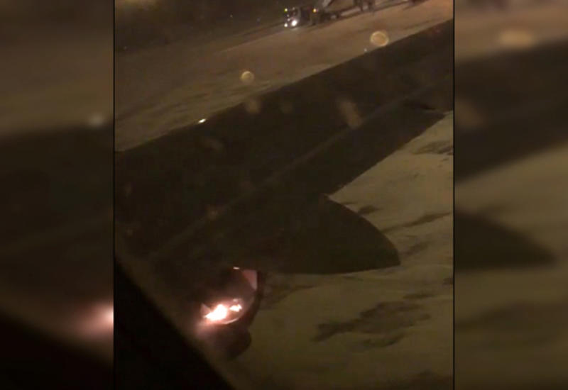 Появилось видео пожара в двигателе самолета в Новосибирске