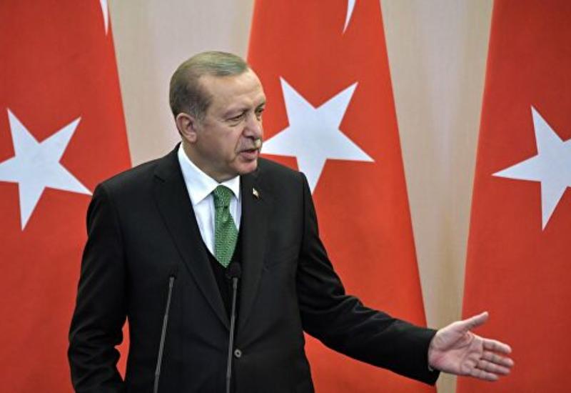 Эрдоган раскритиковал Грецию за переговоры с Хафтаром по Ливии