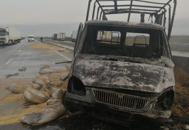 Тяжелое ДТП в Лянкяране, один человек сгорел заживо