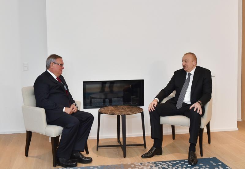 Президент Ильхам Алиев встретился в Давосе с президентом "Банка ВТБ" Андреем Костиным