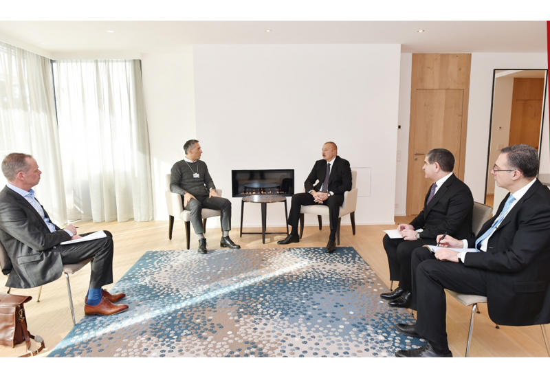 Президент Ильхам Алиев встретился в Давосе с генеральным исполнительным директором компании "Signify". Обсужден вопрос поставок новых технологий в Азербайджан