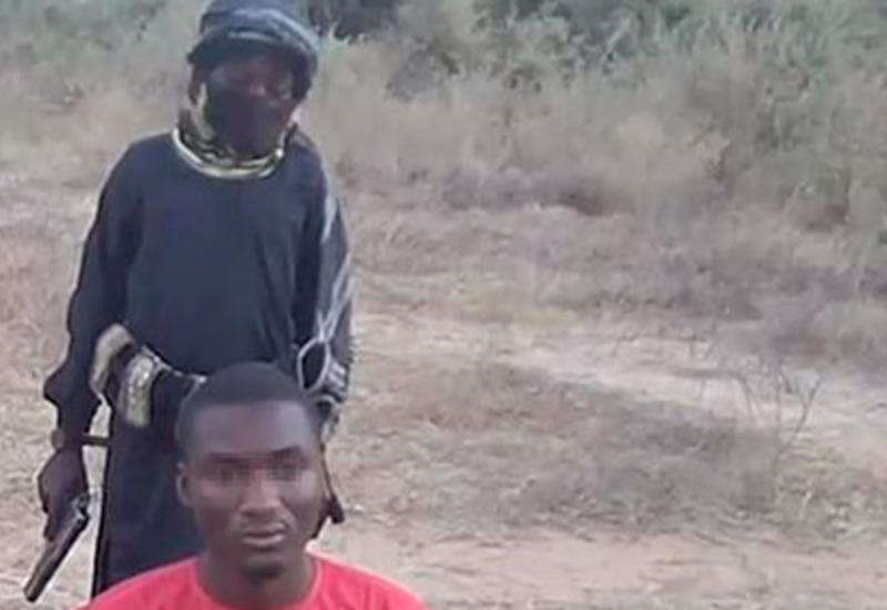 В Нигерии 8-летний мальчик из "ИГ" казнил мужчину