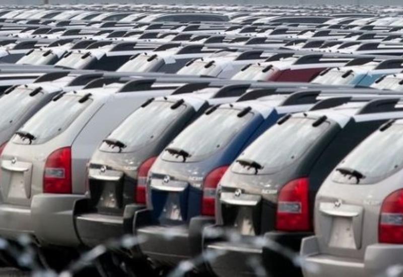 В Азербайджане выставят на продажу автомобили с 50% скидкой