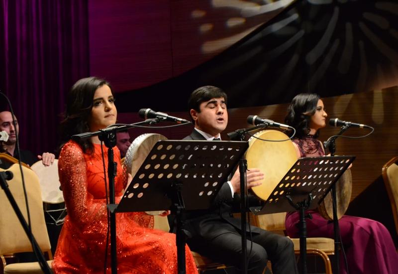 В Центре мугама молодые ханенде исполнили "Чахаргях"
