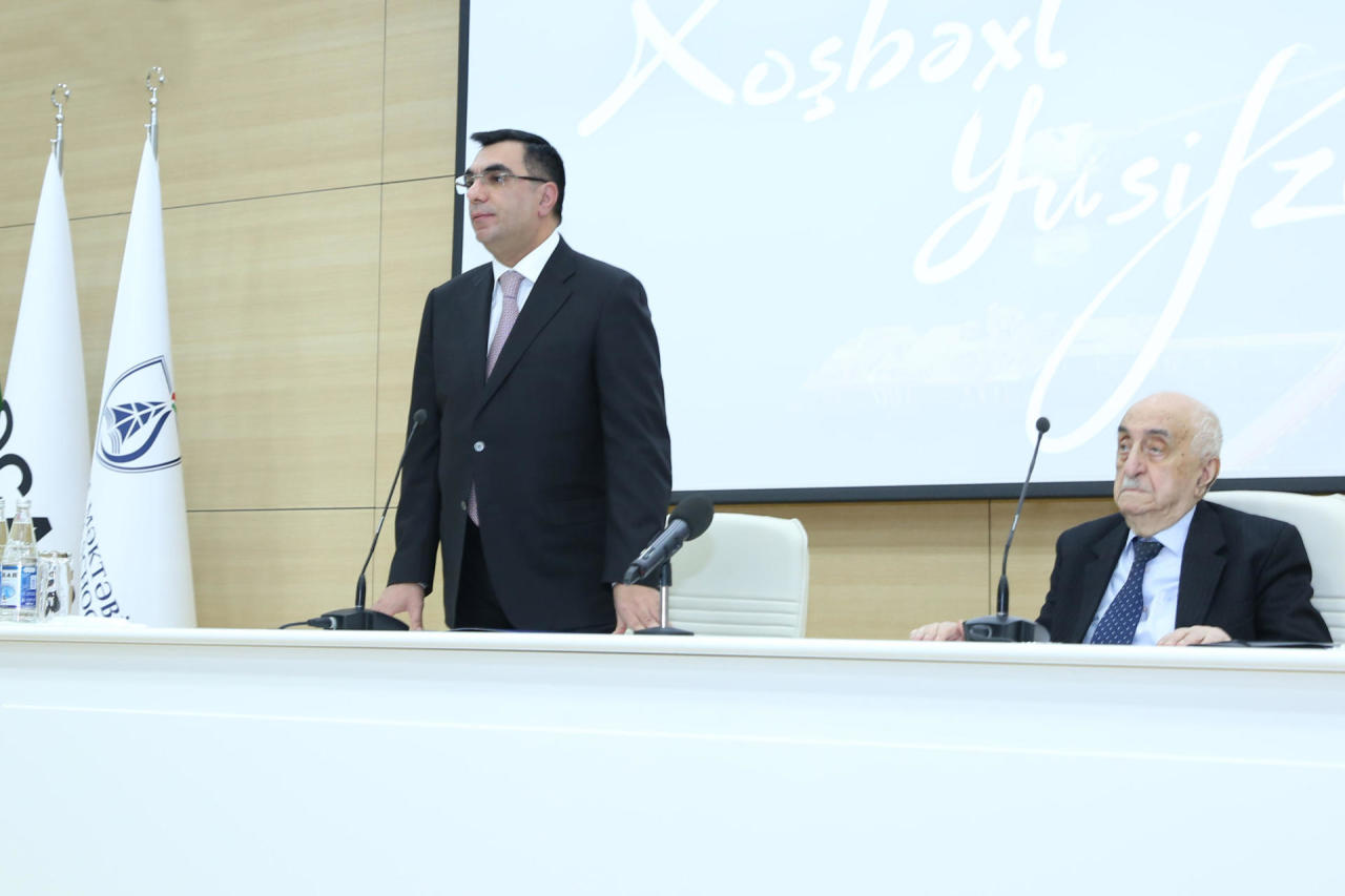 Первый вице-президент SOCAR, академик Хошбахт Юсифзаде награжден дипломом Почетного профессора БВШН