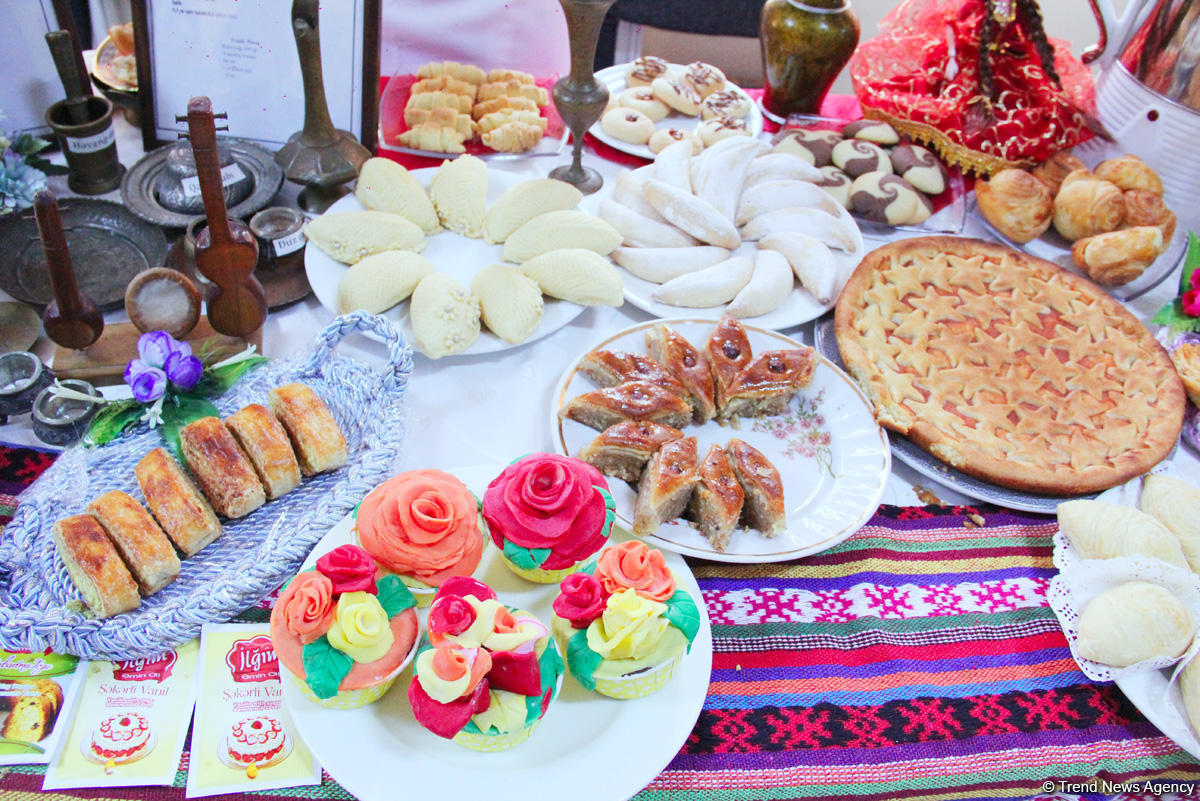 Фестиваль национальных сладостей в Баку