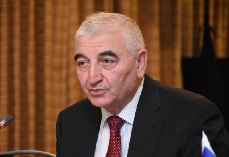 Глава ЦИК Азербайджана поручил медиагруппе мониторить соцсети