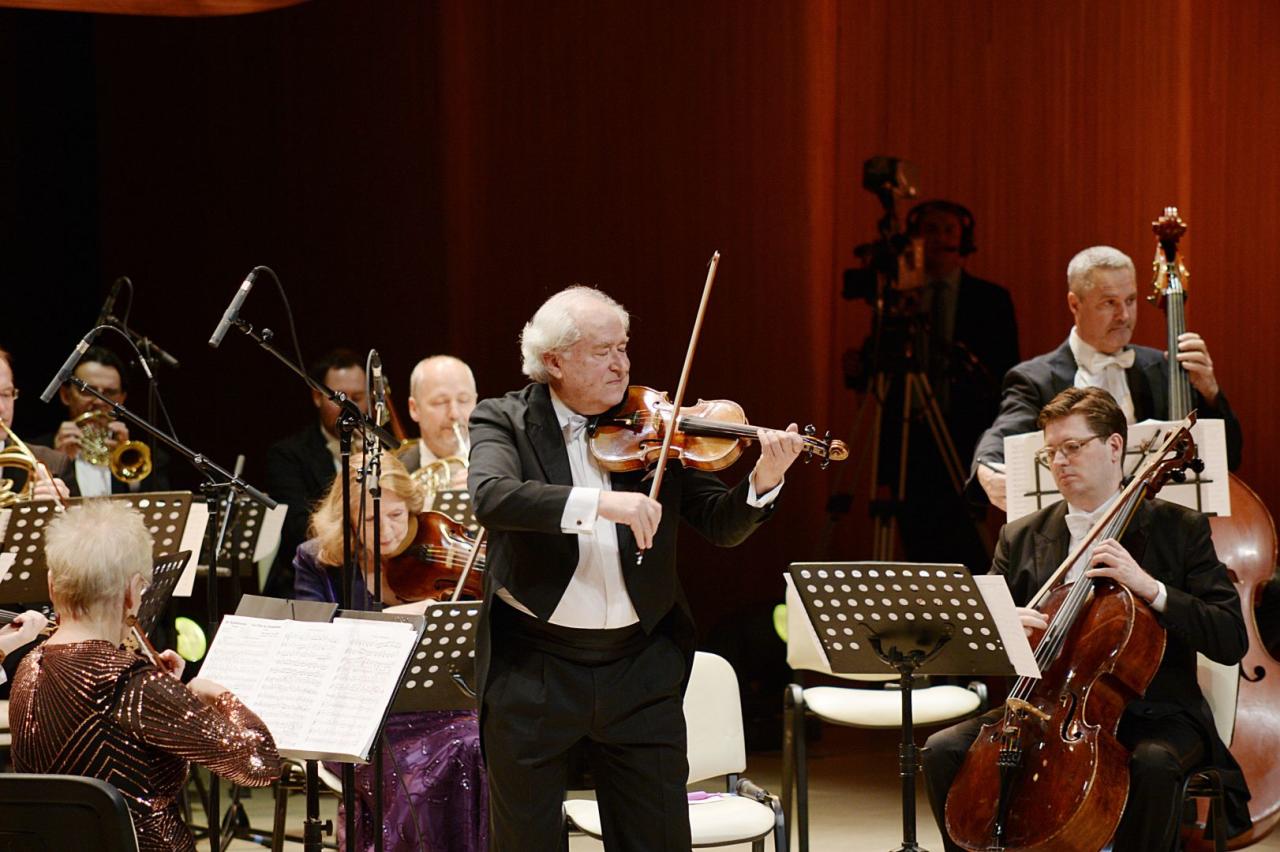 В Центре Гейдара Алиева состоялся концерт Венского Штраус-фестиваль оркестра