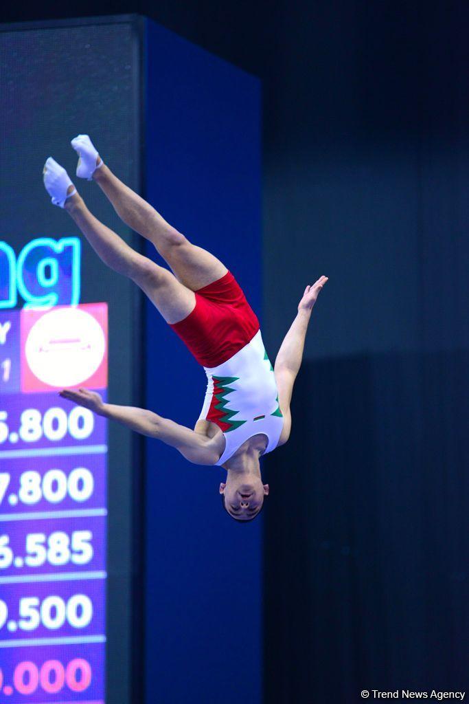 Лучшие моменты Кубка мира по прыжкам на батуте и акробатической дорожке в Баку