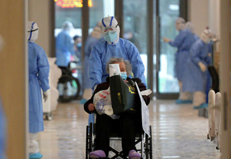 В Китае снизилась доля тяжелобольных коронавирусом