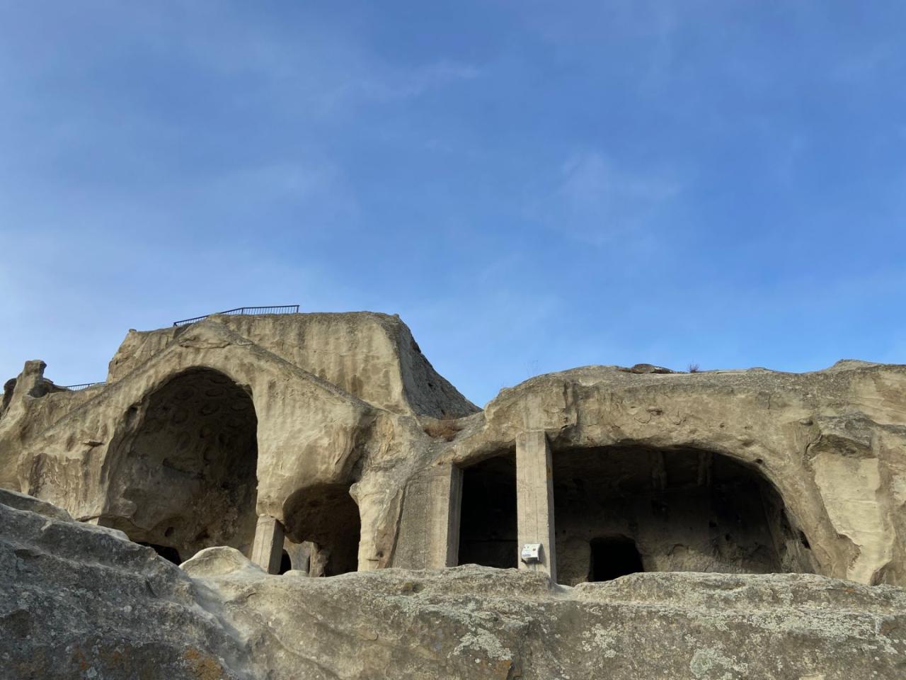 Как азербайджанцы оказались в пещерном городе Уплисцихе