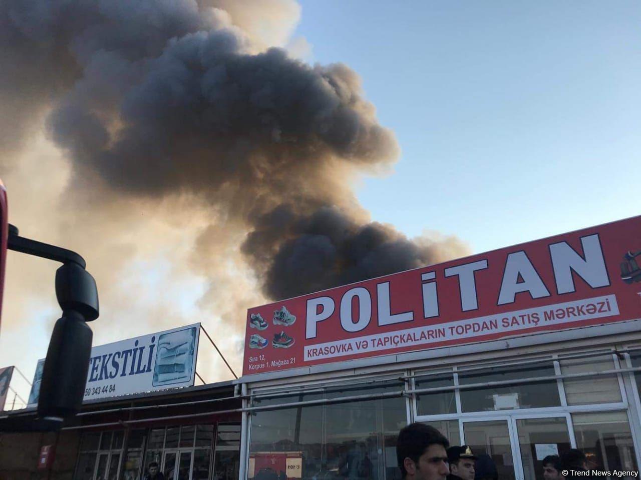 Картинки по запросу "В Баку горит крупнейший торговый центр «Садарак»"