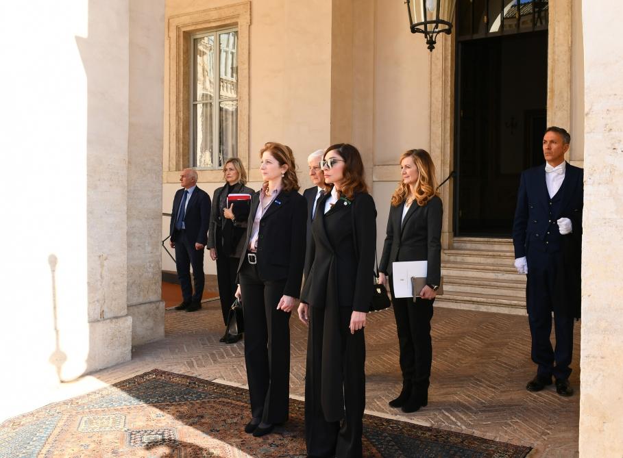 В Риме прошла церемония официальных проводов Президента Ильхама Алиева