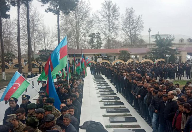 Азербайджанского военнослужащего похоронили на Аллее Шехидов