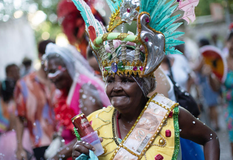 В Рио-де-Жанейро дан старт карнавальным парадам