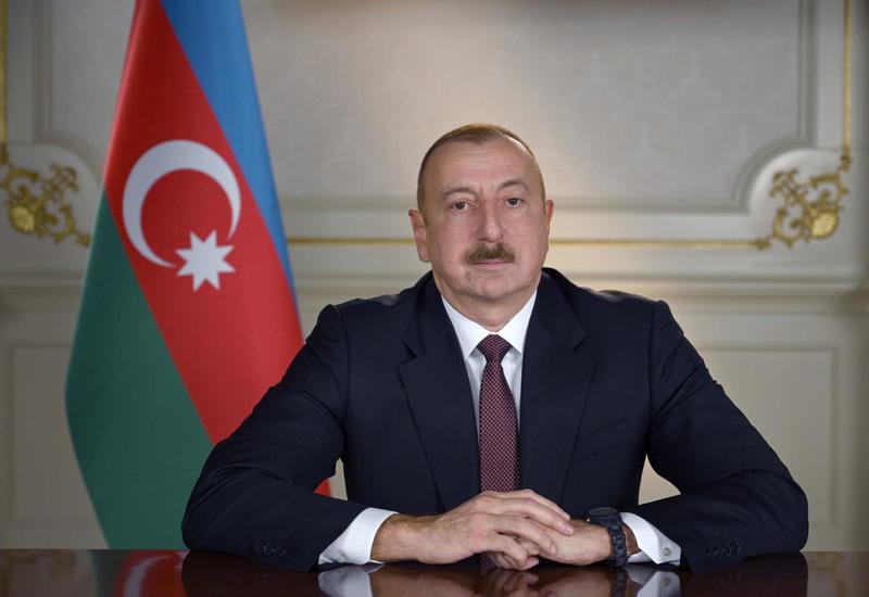 Президент Ильхам Алиев наградил Тахира Рзаева орденом "Шохрат"