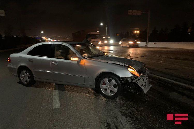 ДТП на шоссе Баку-Сумгайыт, есть пострадавший