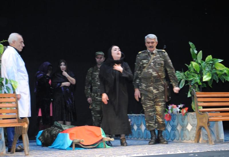 В Сумгайыте состоялся показ постановки "Vicdanın hökmü", посвященный 28-й годовщине Ходжалинского геноцида
