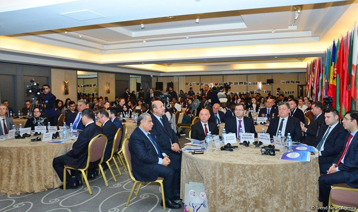В Баку прошел международный форум волонтеров исламских стран