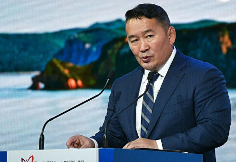 Президента Монголии изолировали на 14 дней после визита в Китай