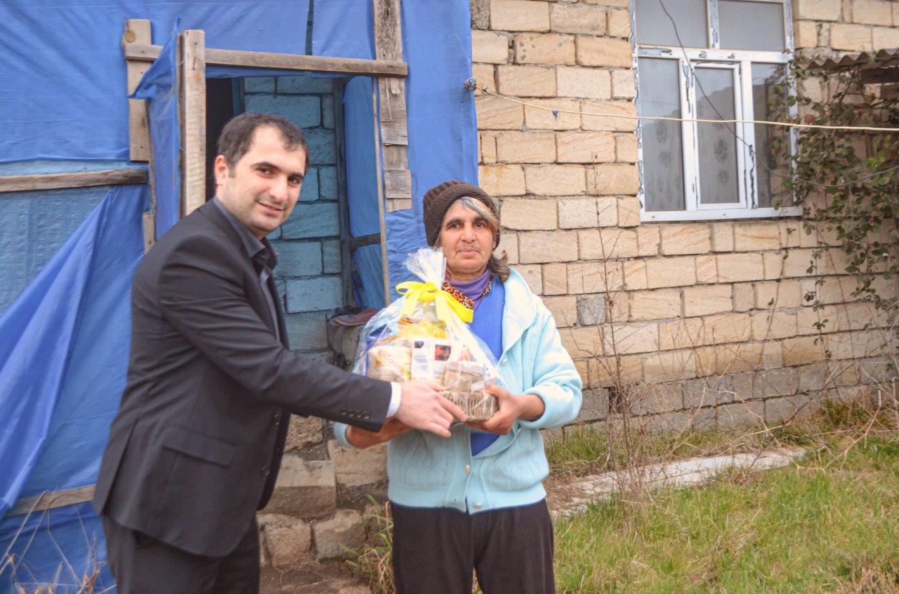 Yelo Bank порадовал малоимущие семьи в Ленкорани и Барде