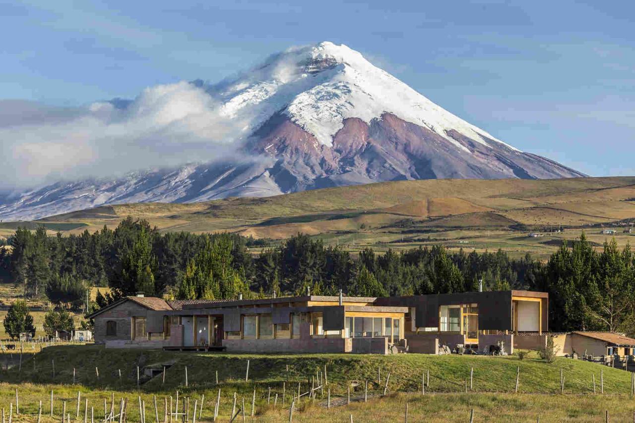 Фарид Новрузи посетил Эквадор и Перу в рамках 180-дневного путешествия вокруг света