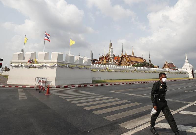 Таиланд вводит общенациональный комендантский час