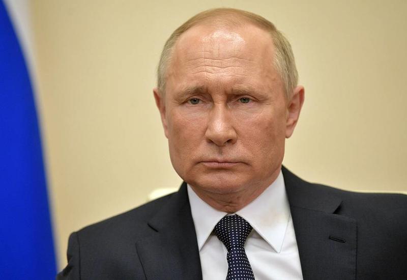 Путин продлил нерабочие дни до конца апреля из-за коронавируса