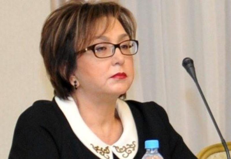 Məleykə Abbaszadə abituriyent, məzun, müəllim və valideynlərə müraciət edib