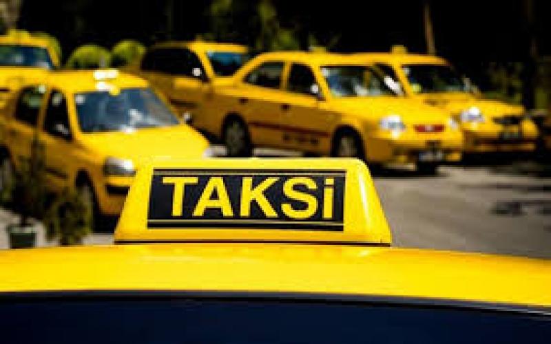 Стало известно, каким такси разрешено работать с 5 апреля